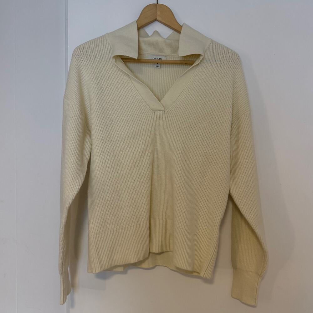 On 34th Women's Ivory Rib Knit Collared V-Neck Sweater Medium Long Sleeve